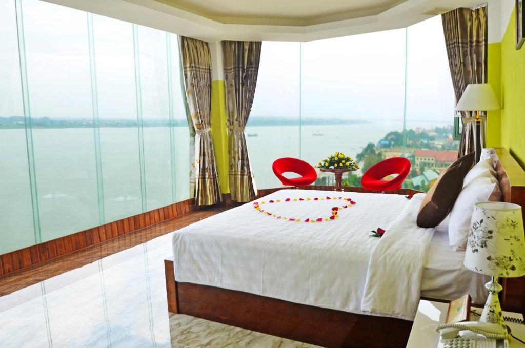 High Sky Hotel Phnom Penh Habitación foto